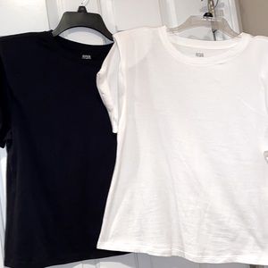 a.n.a. Womens Round Neck Short Sleeve T-Shirt